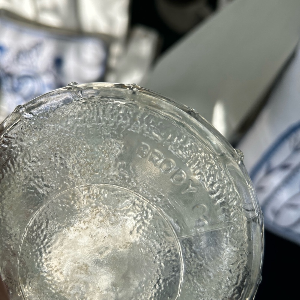 Vintage Pressed Glass Wheat Design Vase - Picture 6 of 8